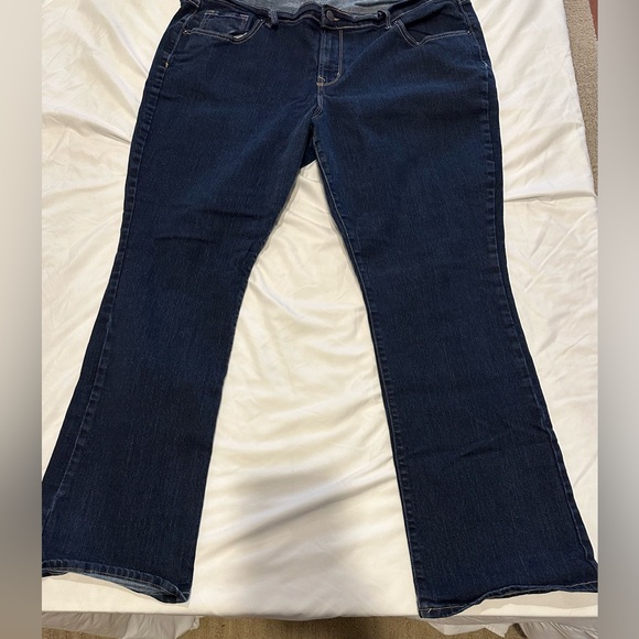 Old Navy Women's Jeans- Deep Blue - Picture 2 of 6